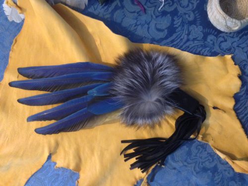 feather fan blue