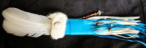 3 Feather Fan